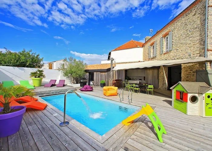 La Chaize - Villa, & 3*